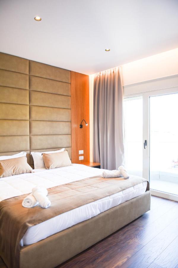 Olivia'S Hill Resort Kryemëdhej Bagian luar foto